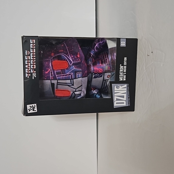 Transformers  Megatron  Collectible Action 7" Plush  NIB - Picture 1 of 7